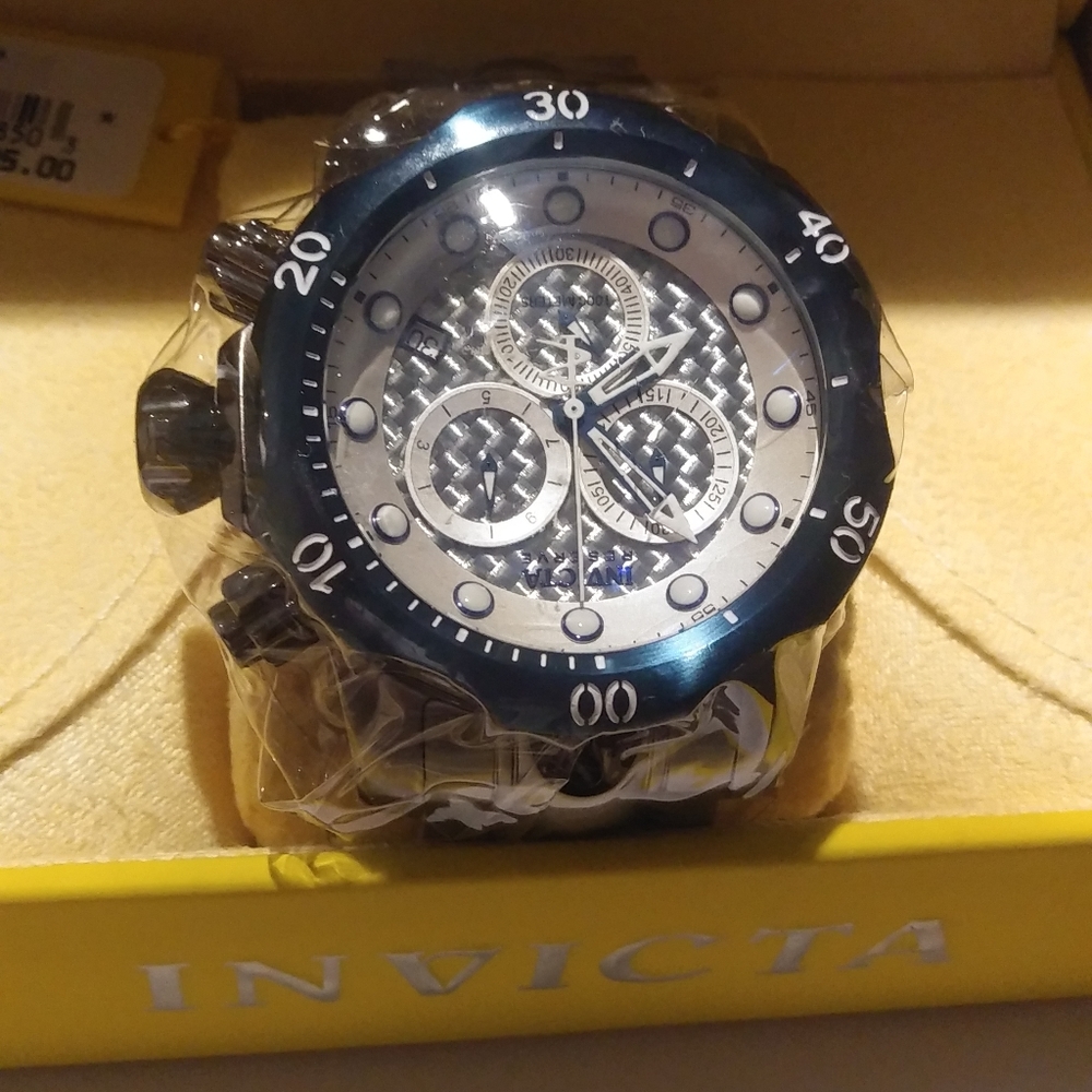 Mens Venom Invicta Watch